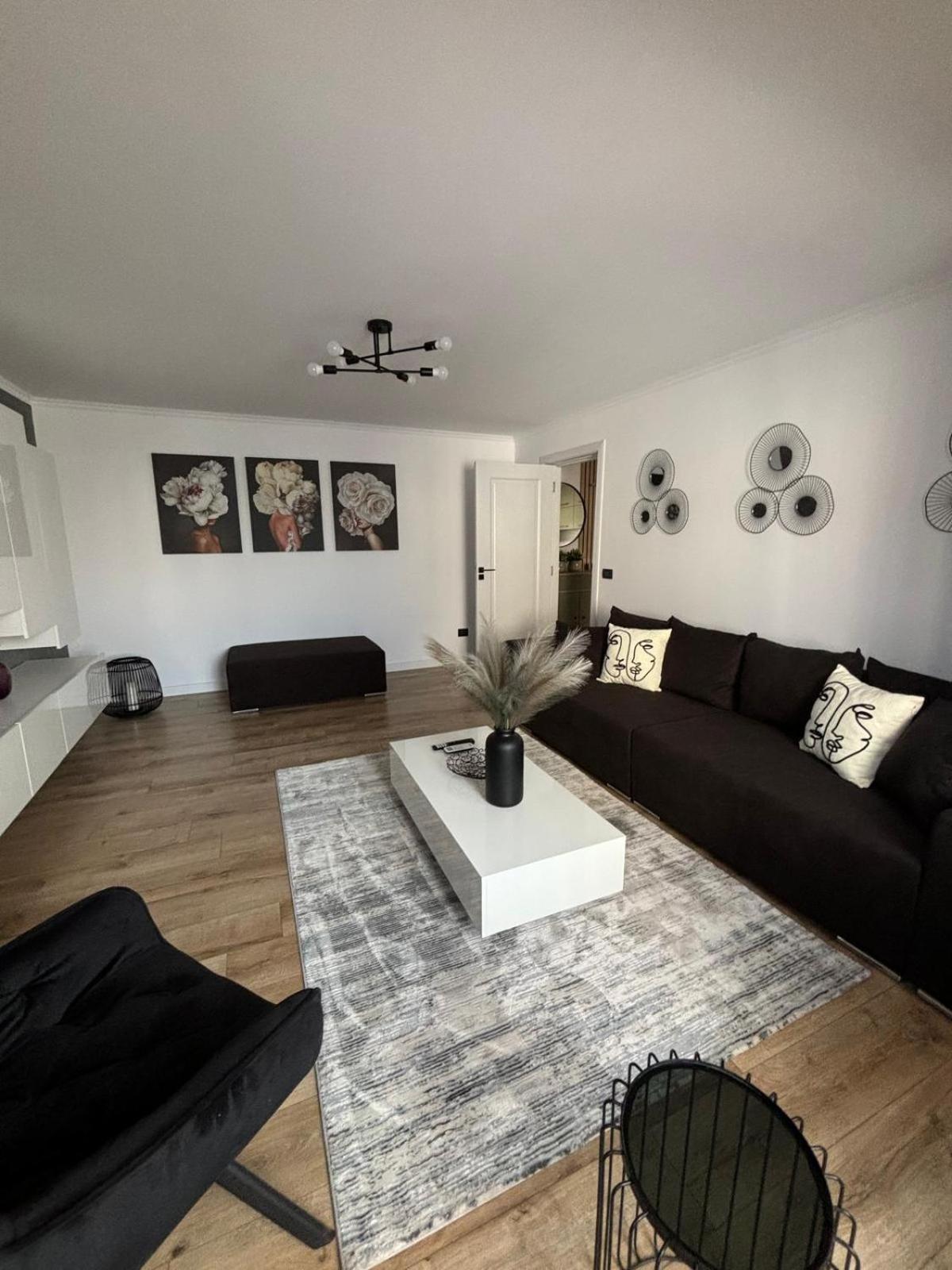 Rorada Apartament Făgăraş エクステリア 写真